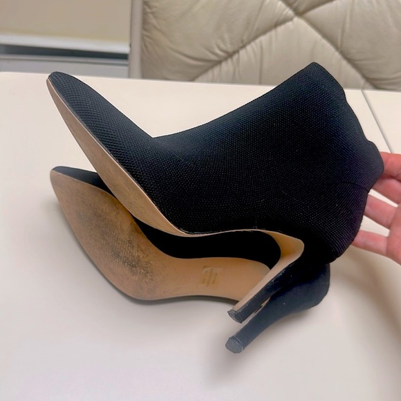 CUSHIONAIRE Women's Genie Stretch Knit Heel Bootie Memory Foam padding, size 8.5 - Picture 14 of 14